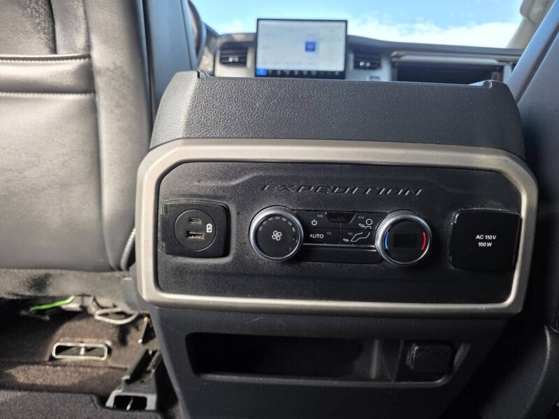 2023 Ford Expedition MAX XLT