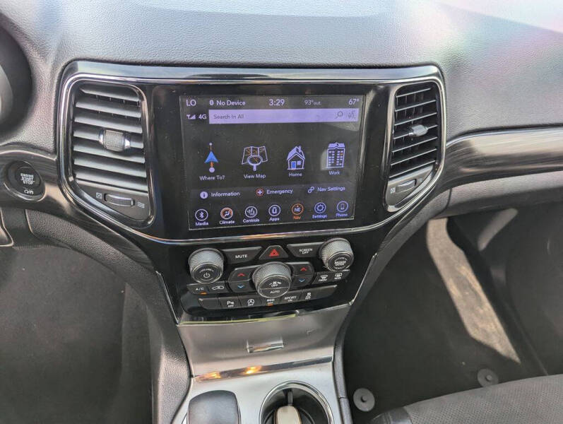 2019 Jeep Grand Cherokee Laredo E