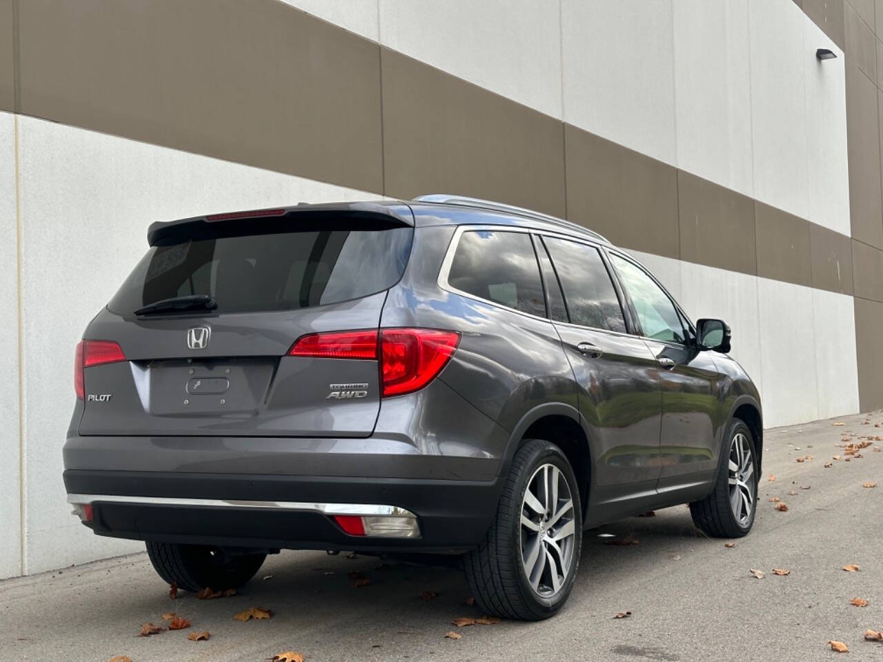 2017 Honda Pilot for sale at Phoenix Motor Co in Romulus, MI