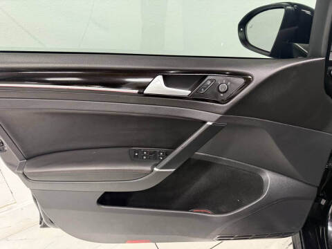 2017 Volkswagen Golf GTI