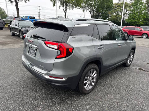 2023 GMC Terrain SLT