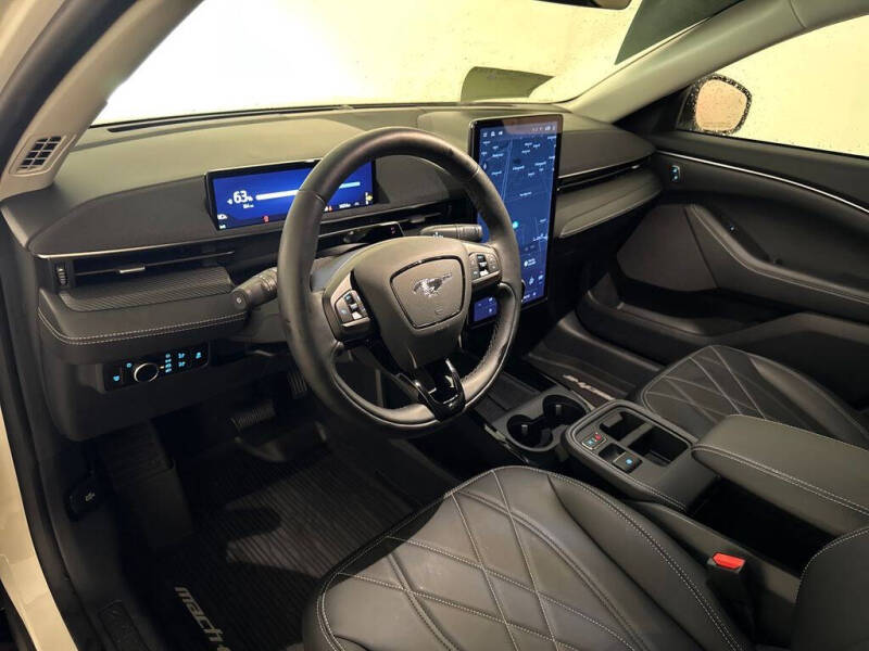 2025 Ford Mustang Mach-E Select