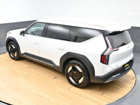 2024 Kia EV9 Light