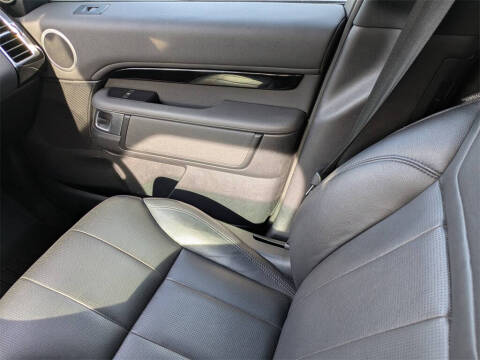 2020 Land Rover Discovery SE