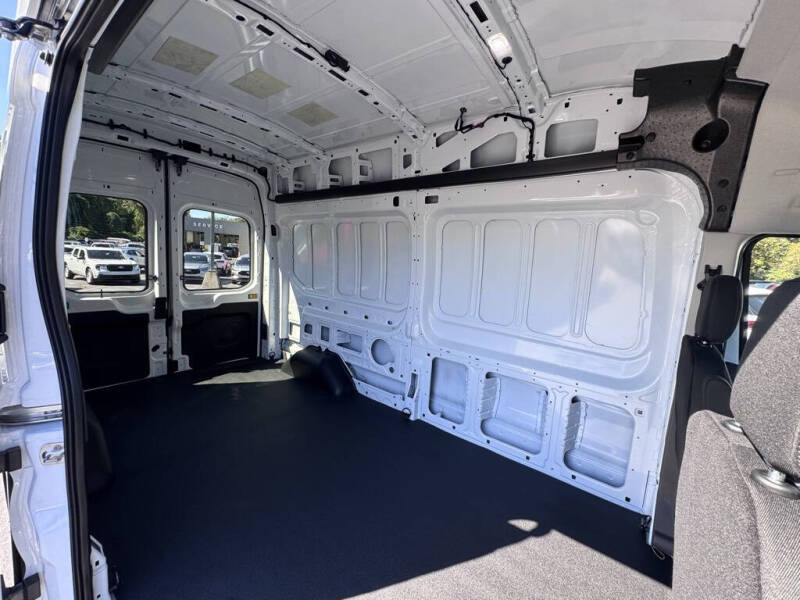 2026 Ford Transit 250