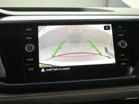 2024 Volkswagen Taos SE 4Motion