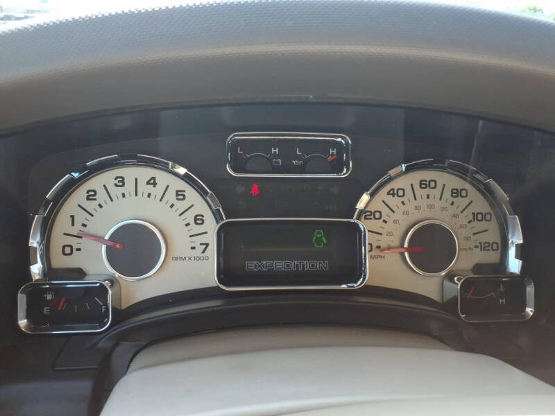 2012 Ford Expedition EL XLT