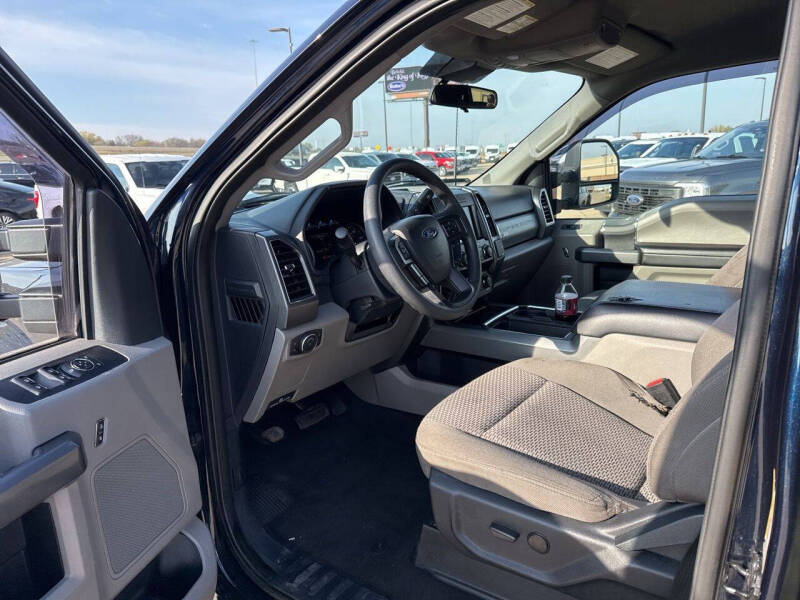 2022 Ford F-350 Super Duty XLT