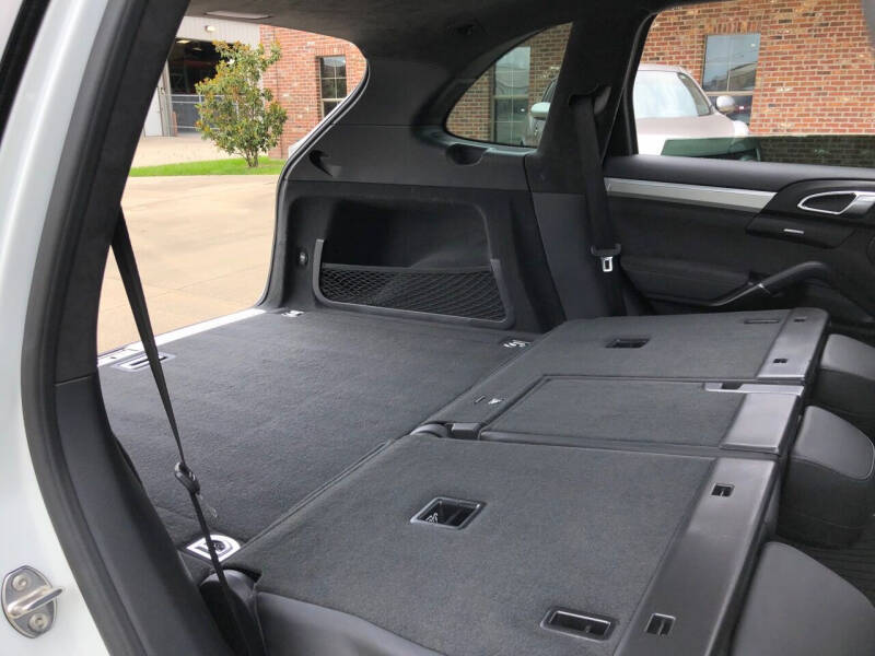 2013 Porsche Cayenne GTS