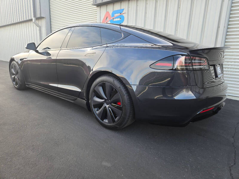 2024 Tesla Model S Plaid