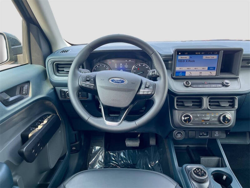 2023 Ford Maverick Lariat