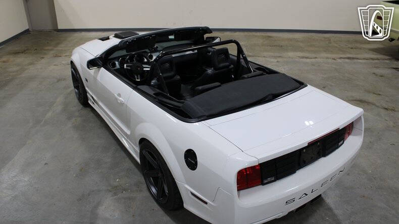 2005 Ford Mustang