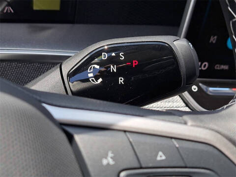 2025 Volkswagen Tiguan S 4Motion