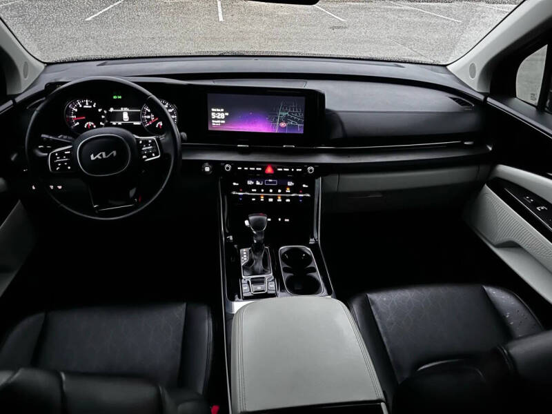 2022 Kia Carnival EX