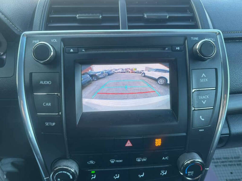2017 Toyota Camry LE