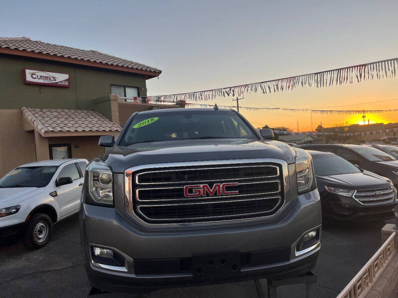 2018 GMC Yukon SLE photo 2