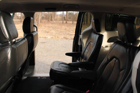 2021 Chrysler Pacifica Touring L