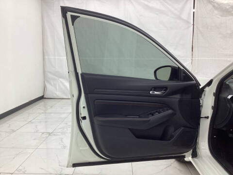 2019 Nissan Altima 2.5 SR