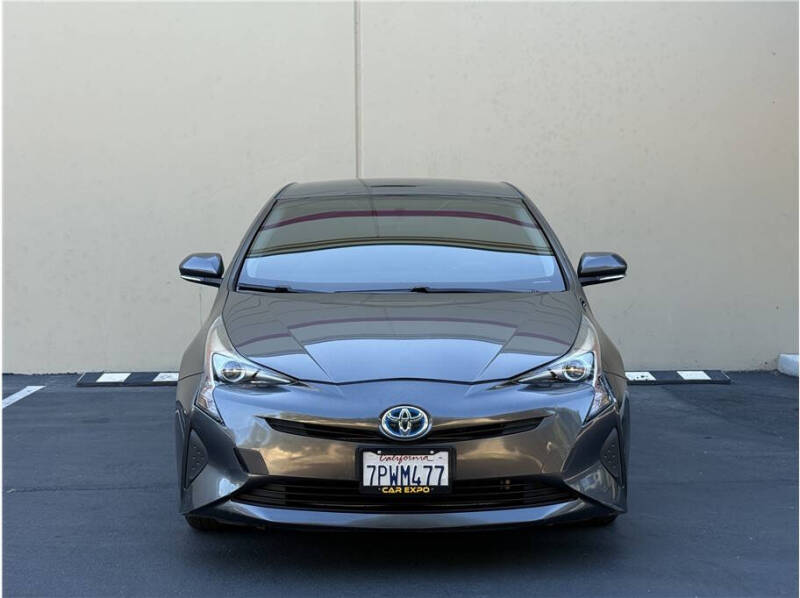 2016 Toyota Prius Two