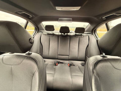 2016 BMW 3 Series 320i