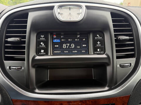 2012 Chrysler 300
