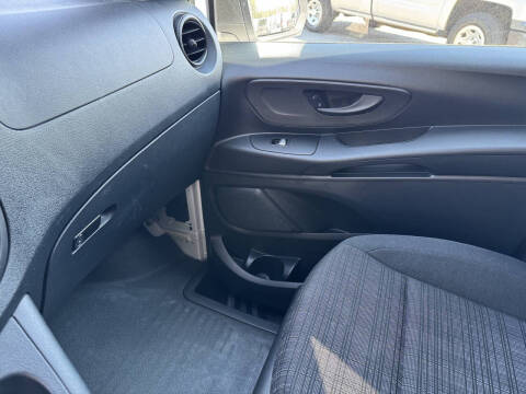 2018 Mercedes-Benz Metris Worker Cargo