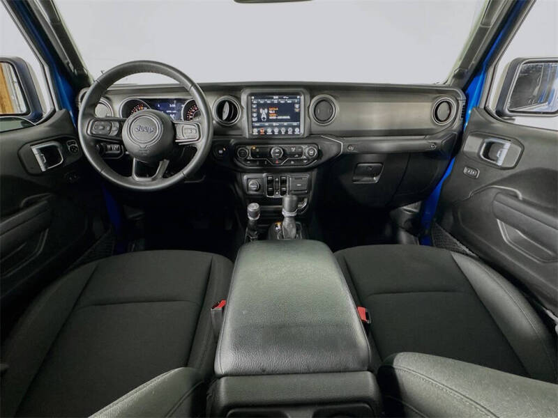 2022 Jeep Gladiator Willys