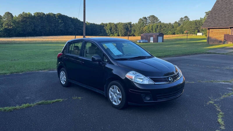 2011 Nissan Versa 1.8 S