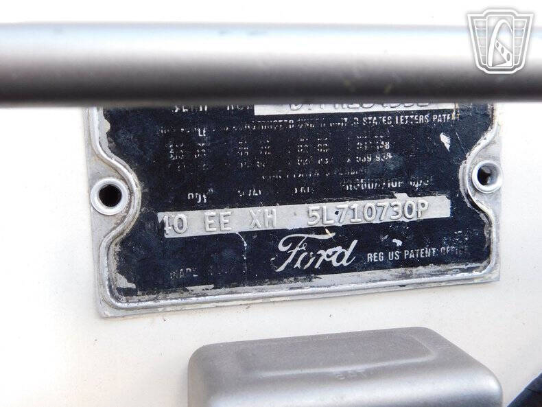 1957 Ford Thunderbird