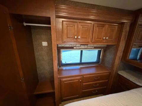 2012 Freightliner XCS Chassis