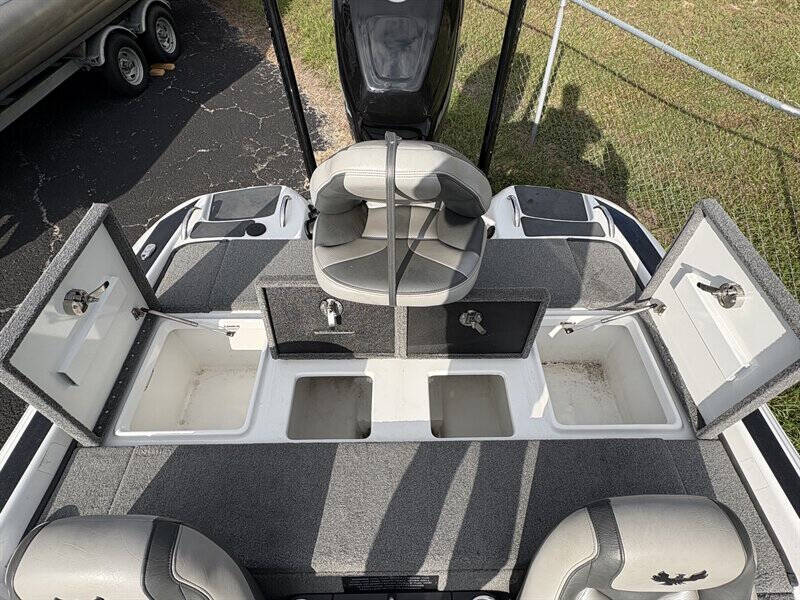 2017 Phoenix 919 ProXP