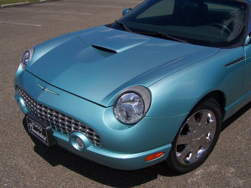 2002 Ford Thunderbird Deluxe