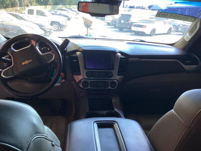 2019 Chevrolet Suburban LT