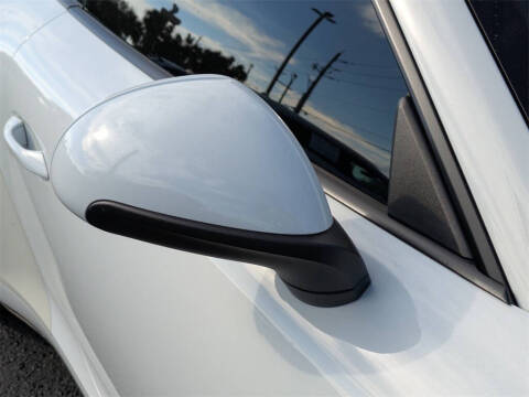 2019 Porsche 911 Carrera