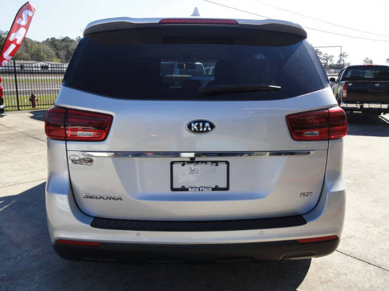 2020 Kia Sedona EX photo 4