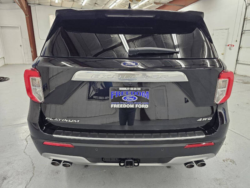 2023 Ford Explorer Platinum