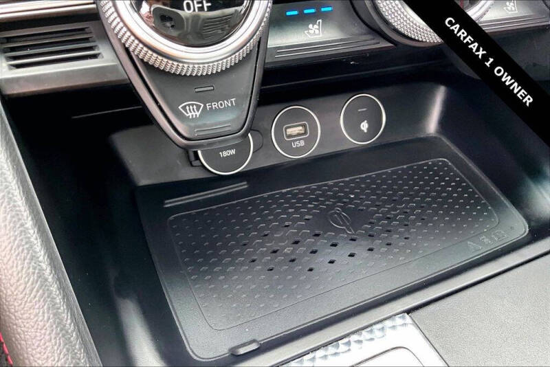 2023 Genesis G70