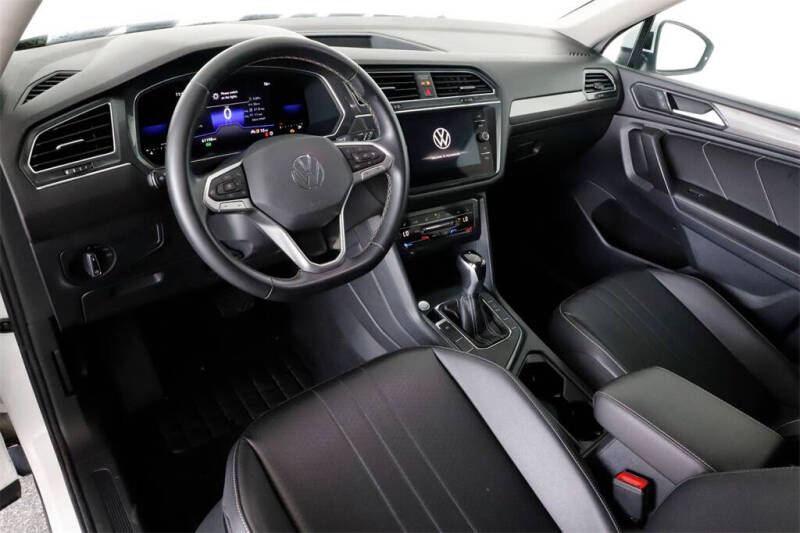 2022 Volkswagen Tiguan SE