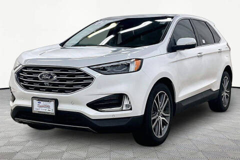 2022 Ford Edge Titanium