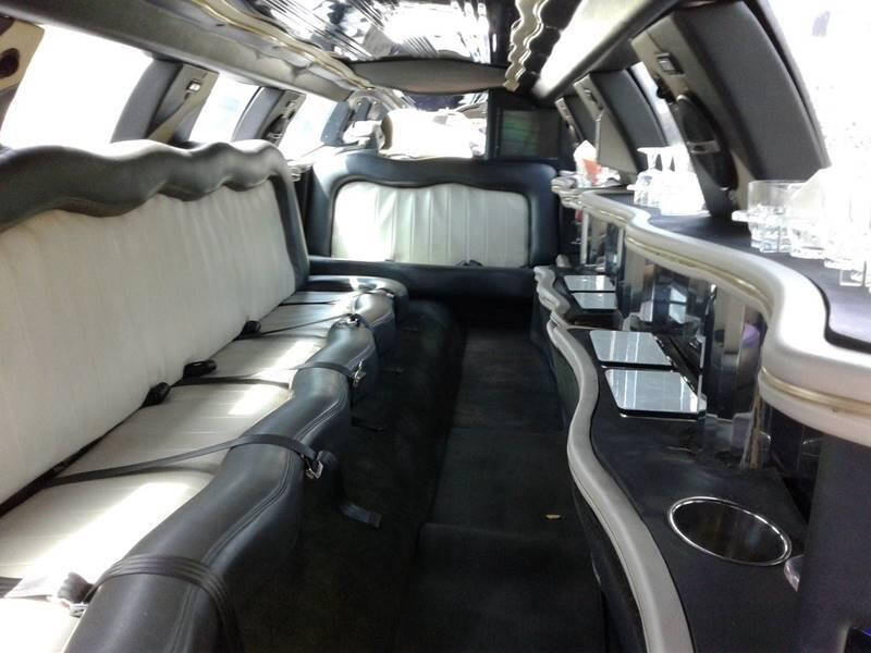 2006 Lincoln Town Car Sedan - $6,950