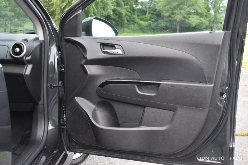 2018 Chevrolet Sonic LT Auto