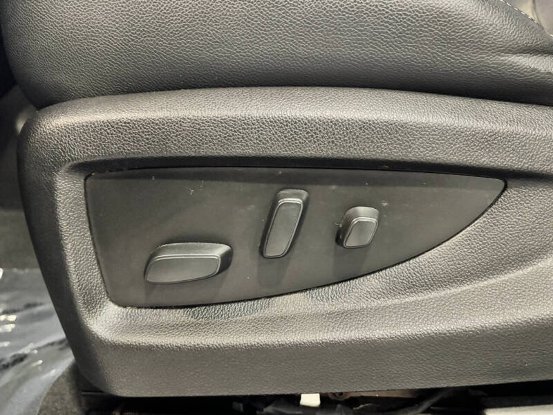 2020 GMC Yukon XL SLT