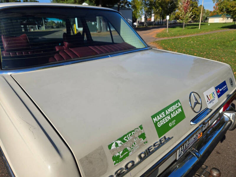 1972 Mercedes-Benz 220