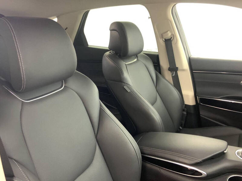 2025 Genesis GV70 2.5T Standard