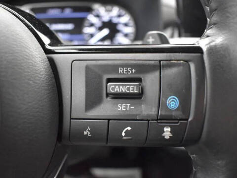 2023 Nissan Pathfinder SV