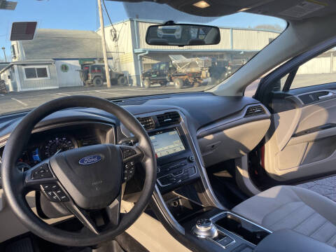 2018 Ford Fusion SE