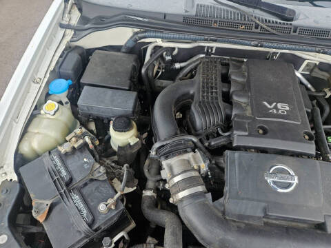 2005 Nissan Frontier LE