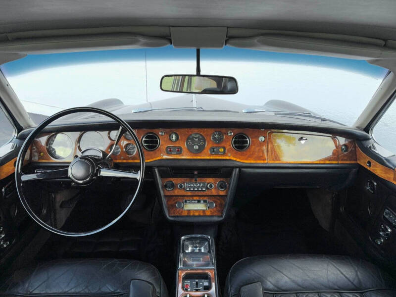 1975 Rolls-Royce Corniche