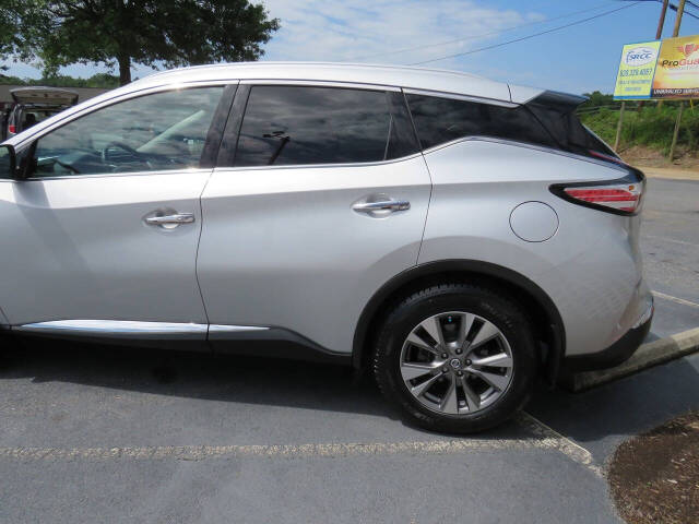 2015 Nissan Murano for sale at Colbert's Auto Outlet in Hickory, NC