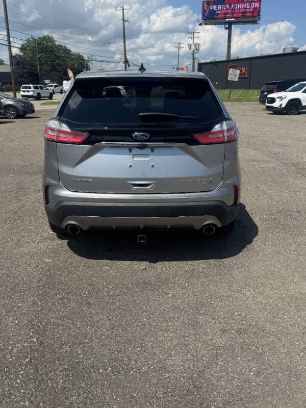 2020 Ford Edge Titanium